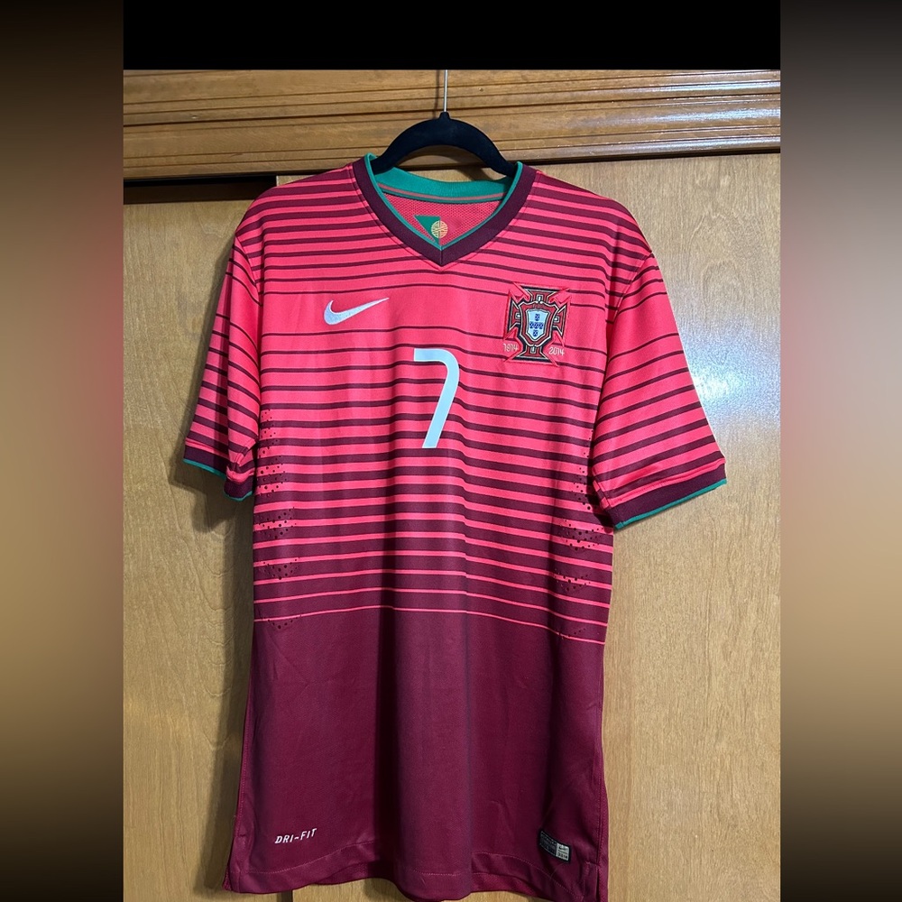 Reynaldo Nike jersey